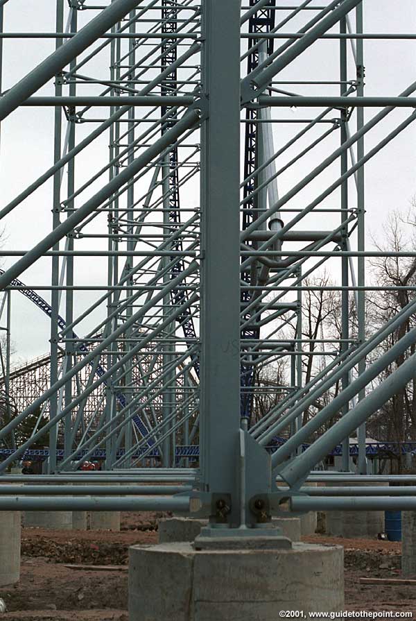 Supports over the lagoon