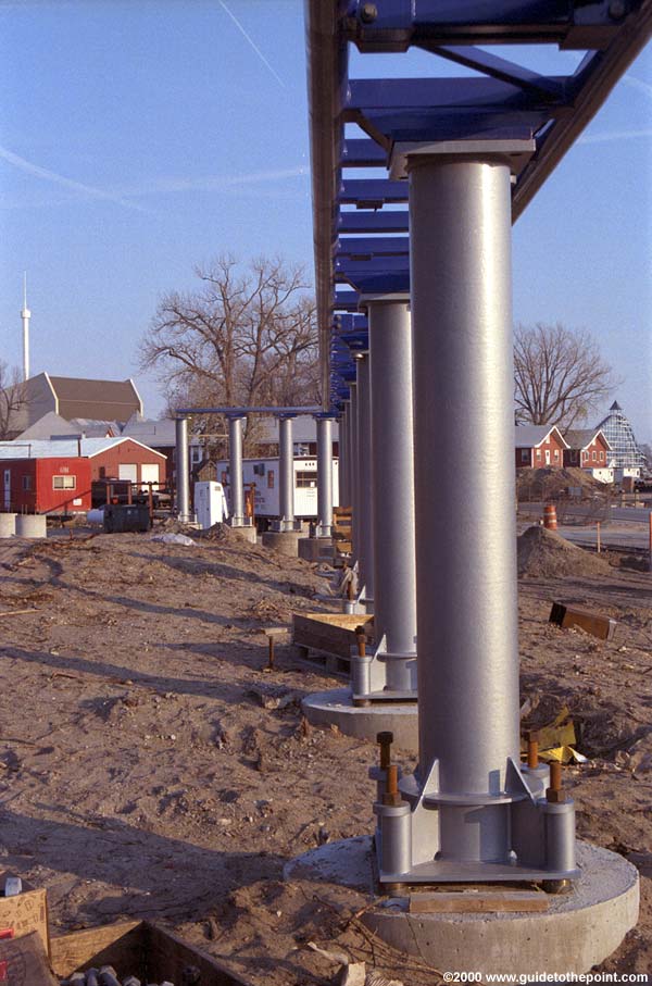 Unload station and stand-by track