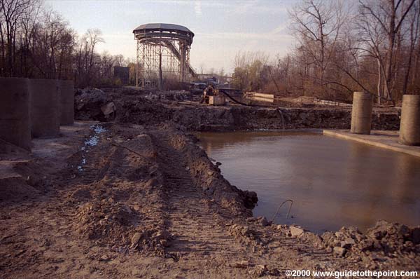 Lagoon area, with Snake River Falls in the background